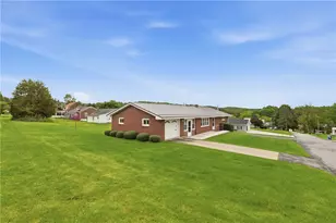 711 Hopwood St, Greater Johnstown School District, PA 15902 - Photo 2