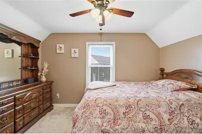 815 Meadow Dr, West Mifflin, PA 15122 - Photo 20