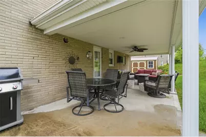 815 Meadow Dr, West Mifflin, PA 15122 - Photo 32