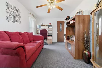 815 Meadow Dr, West Mifflin, PA 15122 - Photo 10