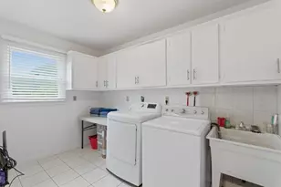 1598 Pinetree Dr, Pittsburgh, PA 15241 - Photo 34