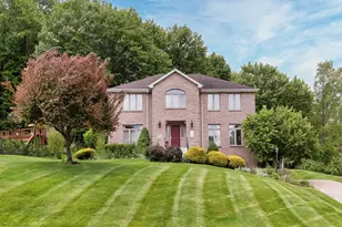 125 Castlebrooke Dr, Peters Township, PA 15367 - Photo 1