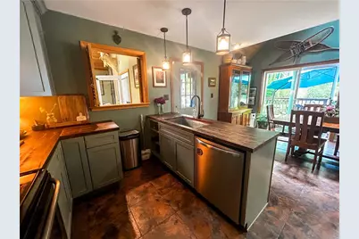 126 Oak St, Jenner Township, PA 15531 - Photo 18