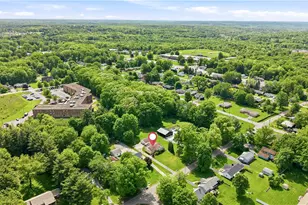 275 S Crescent Dr, Hermitage, PA 16148 - Photo 8