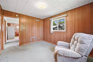 275 S Crescent Dr, Hermitage, PA 16148 - Photo 22