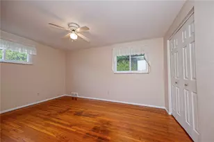 553 Invicta Dr, Pittsburgh, PA 15235 - Photo 14