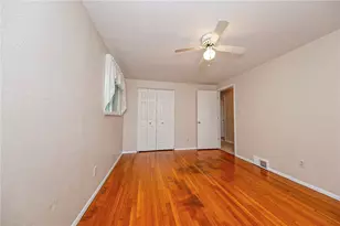 553 Invicta Dr, Pittsburgh, PA 15235 - Photo 16