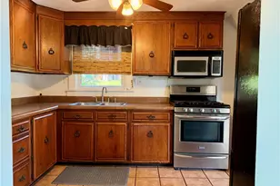 1256 Beech St, South Strabane, PA 15301 - Photo 6