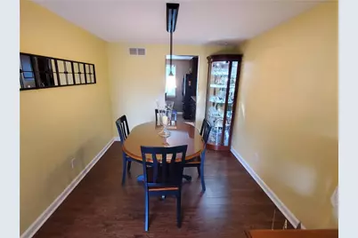 23 Hiland Valley Dr, Ross Twp, PA 15229 - Photo 6