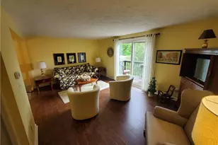 23 Hiland Valley Dr, Ross Twp, PA 15229 - Photo 8