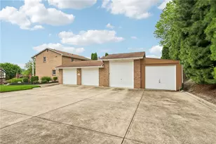 801 Sean Ct, Jefferson Hills, PA 15025 - Photo 2