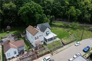 569 13th Ave, New Brighton, PA 15066 - Photo 1
