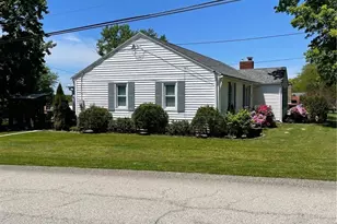736 Melvin Dr, Hempfield Township, PA 15601 - Photo 6