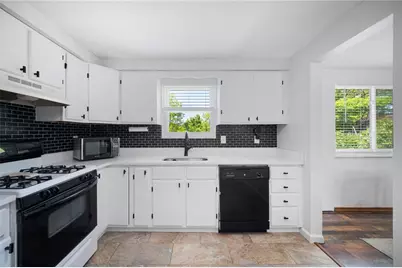 1410 Schauffler Dr, West Homestead, PA 15120 - Photo 6