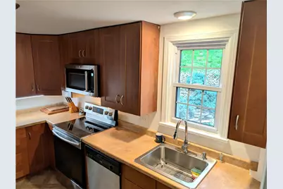 202 Park Pl, Ross Twp, PA 15237 - Photo 8