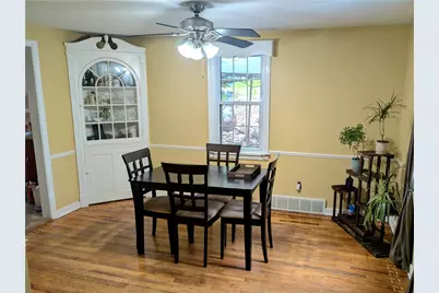 202 Park Pl, Ross Twp, PA 15237 - Photo 2