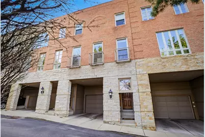 136 N Woodland Rd, Pittsburgh, PA 15232 - Photo 1