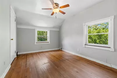 5211 White Oak Dr, Pittsburgh, PA 15147 - Photo 16
