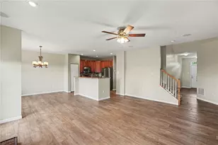 291 Maple Ridge Dr, Cecil, PA 15317 - Photo 4