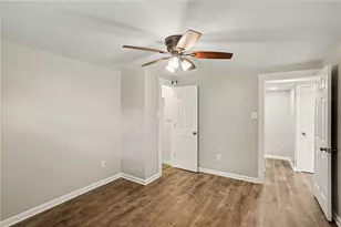 291 Maple Ridge Dr, Cecil, PA 15317 - Photo 18
