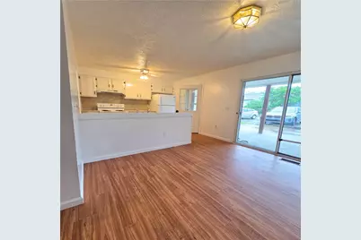 126 Smith St, Canonsburg, PA 15317 - Photo 4
