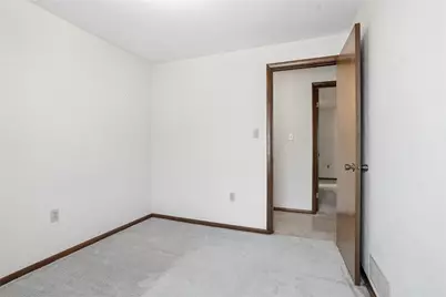 1409 Royal Park Blvd, South Park, PA 15129 - Photo 24