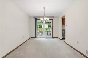 1409 Royal Park Blvd, South Park, PA 15129 - Photo 10
