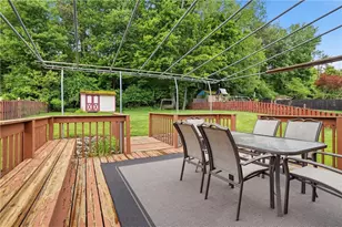 1409 Royal Park Blvd, South Park, PA 15129 - Photo 34