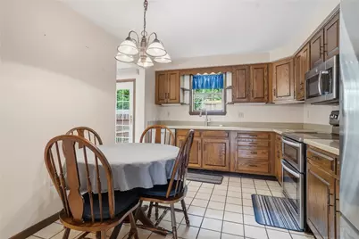 1409 Royal Park Blvd, South Park, PA 15129 - Photo 14