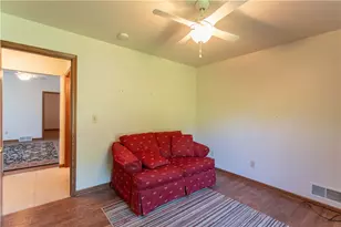 1039 Timberwood Dr, Chippewa Township, PA 15010 - Photo 28