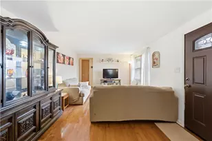 200 Avenue F, Pittsburgh, PA 15221 - Photo 12