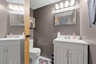 315 Burton Ave, Washington, PA 15301 - Photo 10