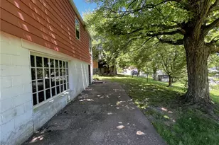 2905 20th St Ext, Patterson Township, PA 15010 - Photo 32