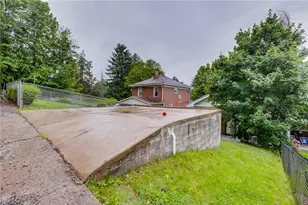 3339 Latonia Ave, Pittsburgh, PA 15216 - Photo 42