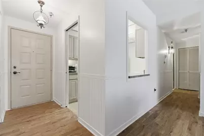 750 Washington Rd #307, Pittsburgh, PA 15228 - Photo 2