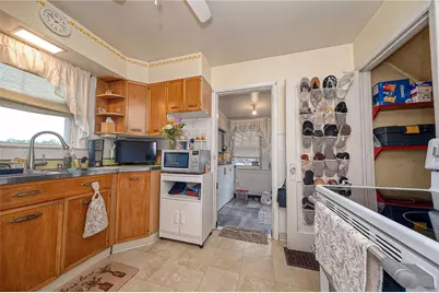 425 California Ave, Monroeville, PA 15146 - Photo 8