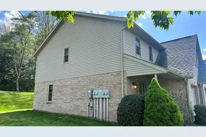 117 Windy Drive, Center Township, PA 16001 - Photo 8