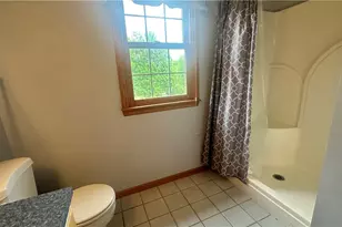 117 Windy Dr, Center Township, PA 16001 - Photo 44