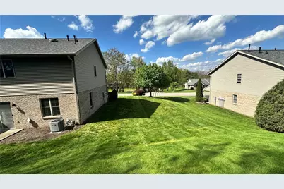 117 Windy Drive, Center Township, PA 16001 - Photo 14