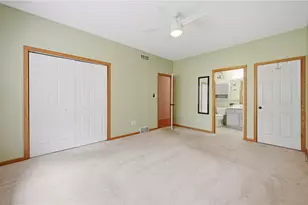 52 Golfwood Dr, Hermitage, PA 16148 - Photo 16