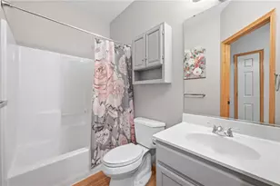 52 Golfwood Dr, Hermitage, PA 16148 - Photo 20