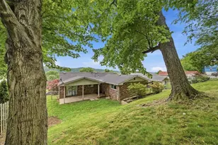 890 4th St, Baden, PA 15005 - Photo 28
