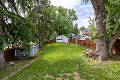 28 Meadow St, Carroll Twp, PA 15063 - Photo 8