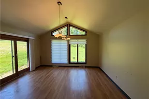 622 Cross St, Slippery Rock, PA 16057 - Photo 2