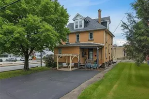 201 Thompson St, Latrobe, PA 15650 - Photo 2