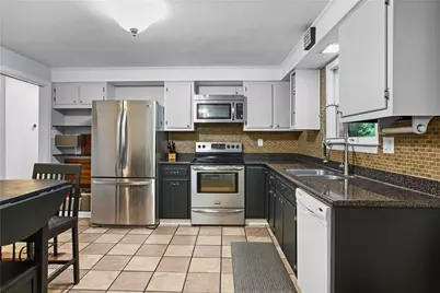 1498 Parkview Dr, Pittsburgh, PA 15101 - Photo 10