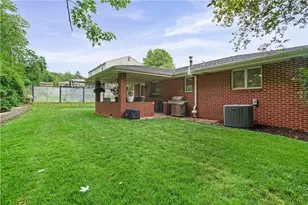 1498 Parkview Dr, Pittsburgh, PA 15101 - Photo 32