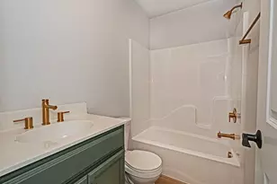 3026 Green Ln, Bridgeville, PA 15017 - Photo 18