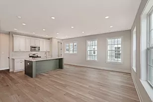 3026 Green Ln, Bridgeville, PA 15017 - Photo 8