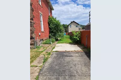 2508 10th Ave, Beaver Falls, PA 15010 - Photo 2